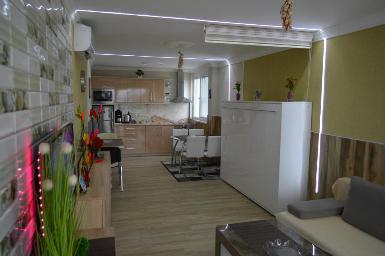Siofok Ezuestpart Granada 2 Koezvetlen Vizparti Apartman Lägenhet Exteriör bild