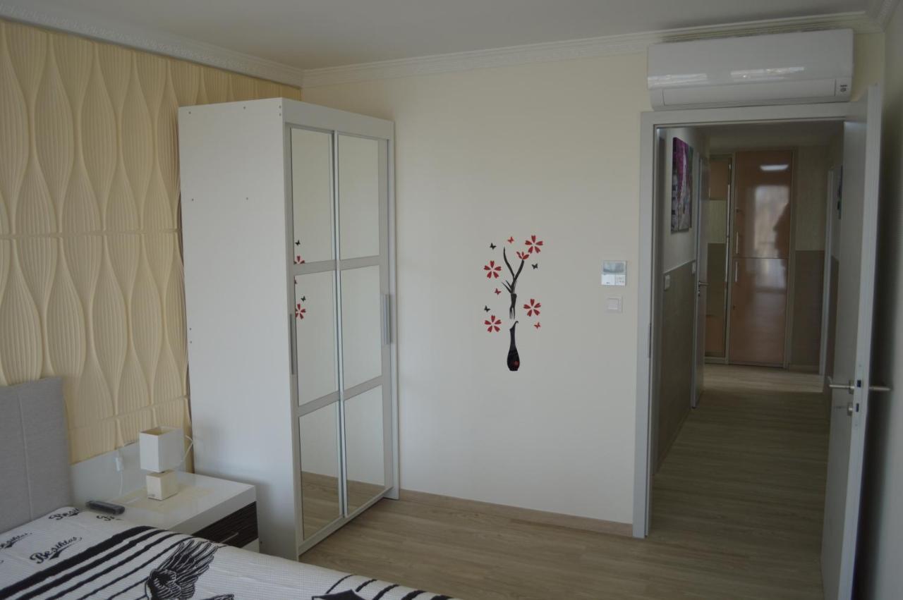 Siofok Ezuestpart Granada 2 Koezvetlen Vizparti Apartman Lägenhet Exteriör bild